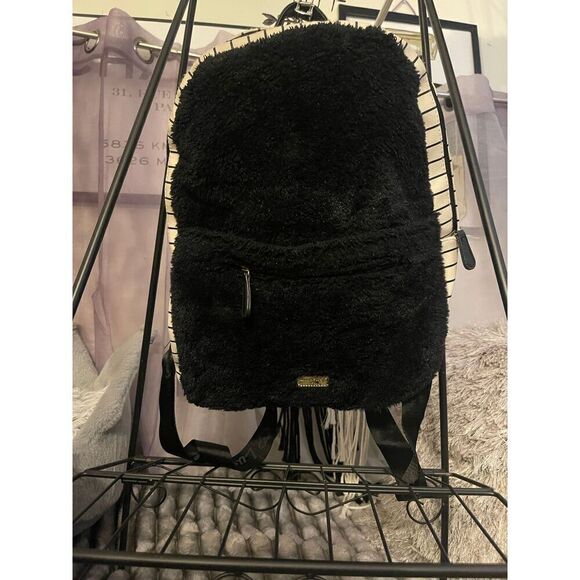 Betsey johnson vampire/devil character hoodie backpack/bag fur black main image 4
